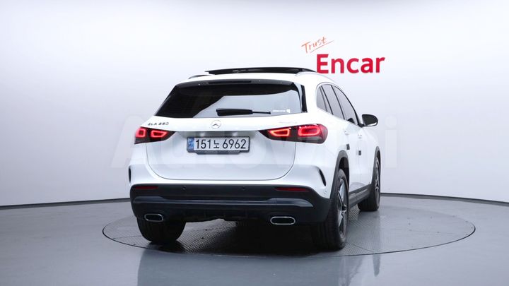 Mercedes-Benz GLA Class 2020 — 4