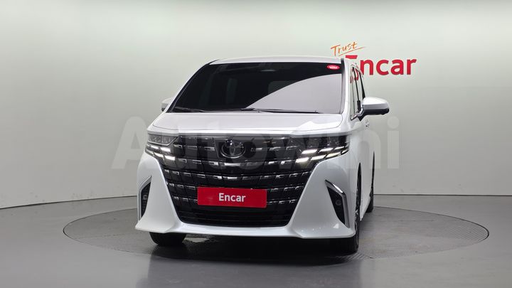 Toyota Alphard 2025 — 3