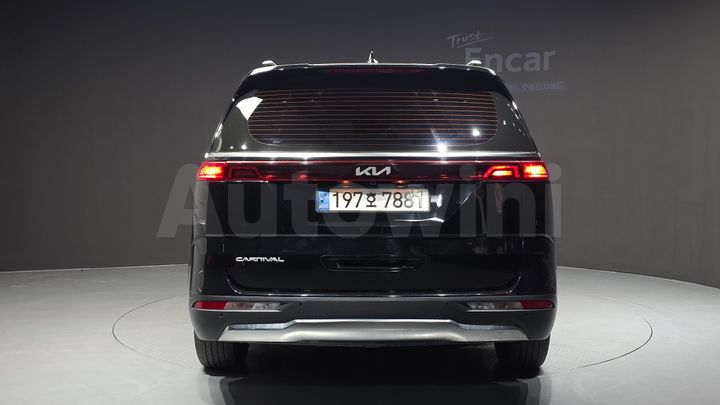 Kia Carnival 2022 — 4
