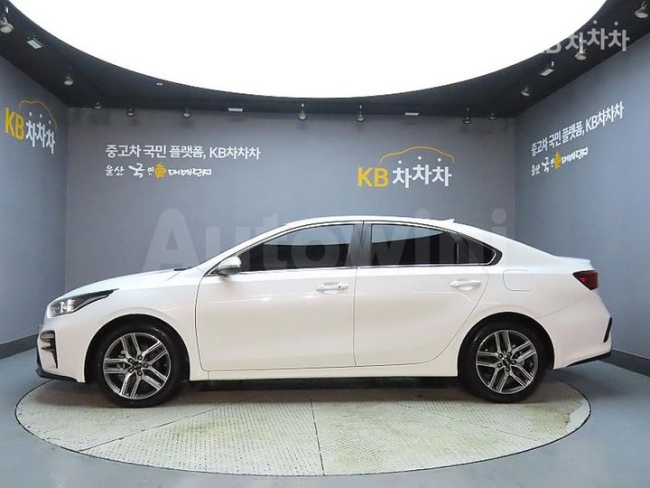 Kia K3 2020 KNAF241BELA874346 — 5
