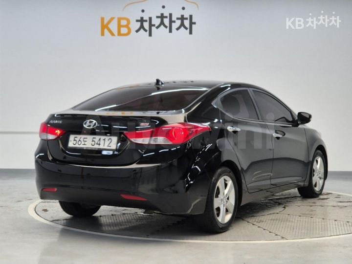 Hyundai Avante 2013 KMHDG41DBDU797767 — 3
