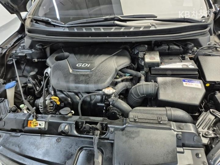 Hyundai Avante 2013 KMHDG41DBDU797767 — 5
