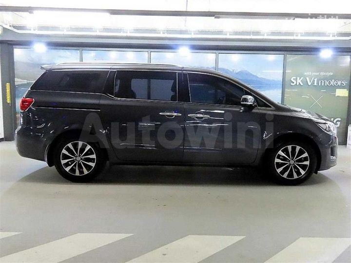 Kia Carnival 2018 KNHMF37ABJS395969 — 3