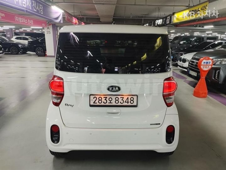 Kia Ray 2021 KNACF911BMT258818 — 4