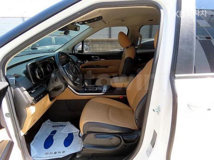 Kia Carnival 2022 KNANB81BBNS175482 — 5