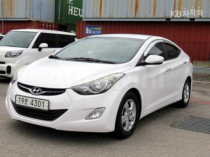 Hyundai Avante 2014 KMHDG41DBEU892620 — 2