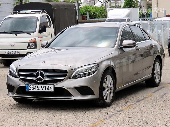 Mercedes-Benz C Class 2019 — 2