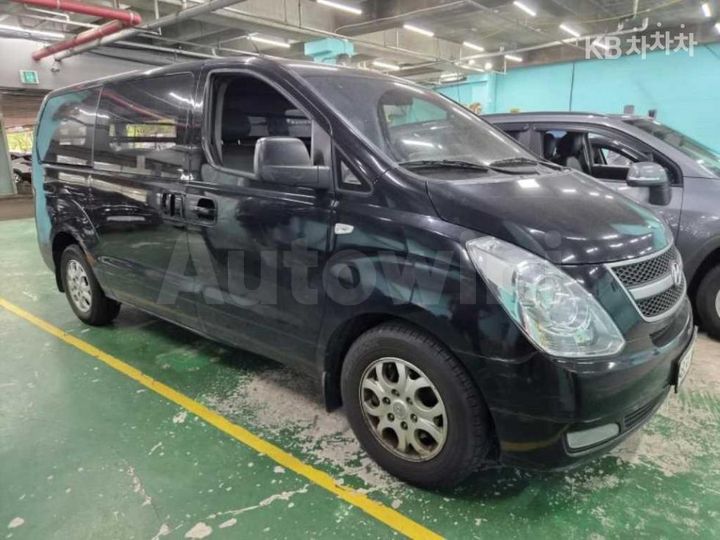 Hyundai Starex 2012 — 3