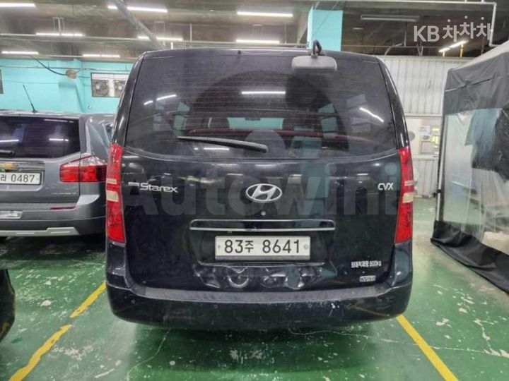 Hyundai Starex 2012 — 4