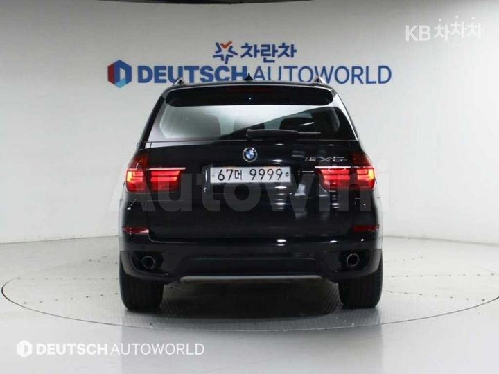 BMW X5 2011 — 4