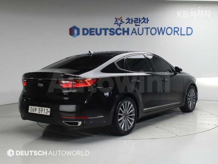Kia K7 2019 — 2
