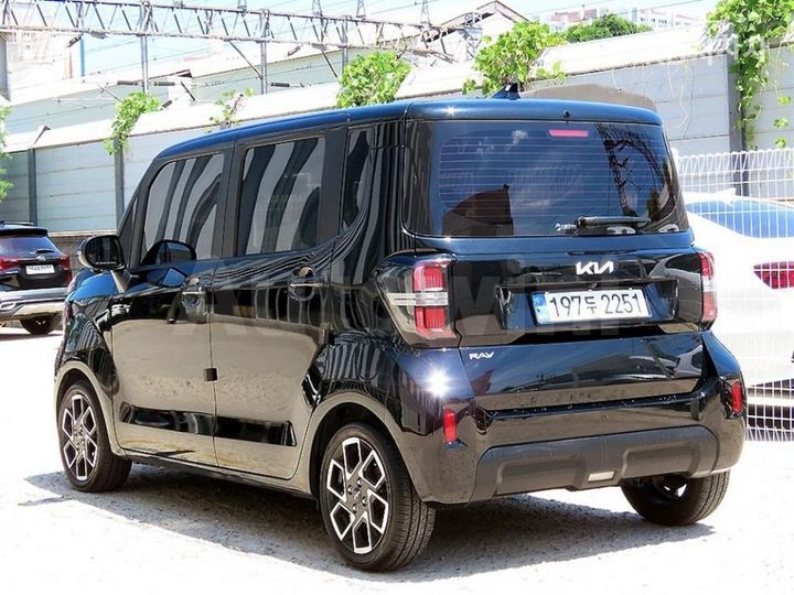Kia Ray 2023 KNACH811BPT328233 — 3