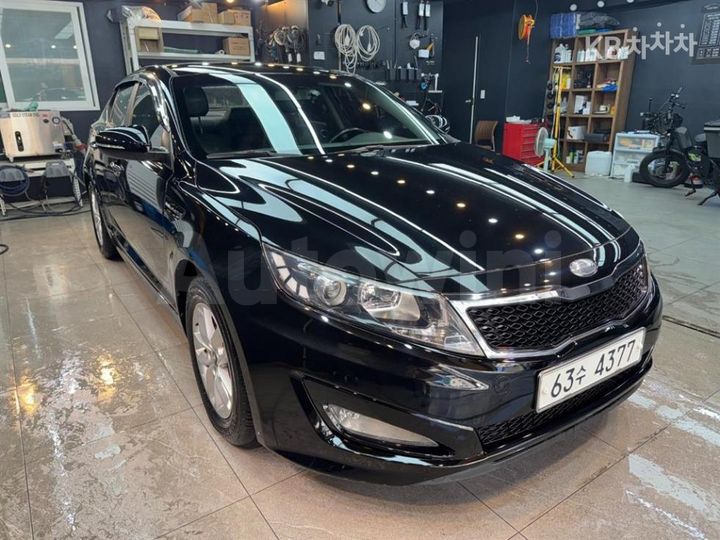 Kia K5 2013 KNAGN419BDA363850 — 3