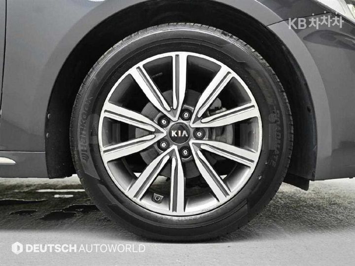 Kia K5 2019 KNAGT411BKA264249 — 5