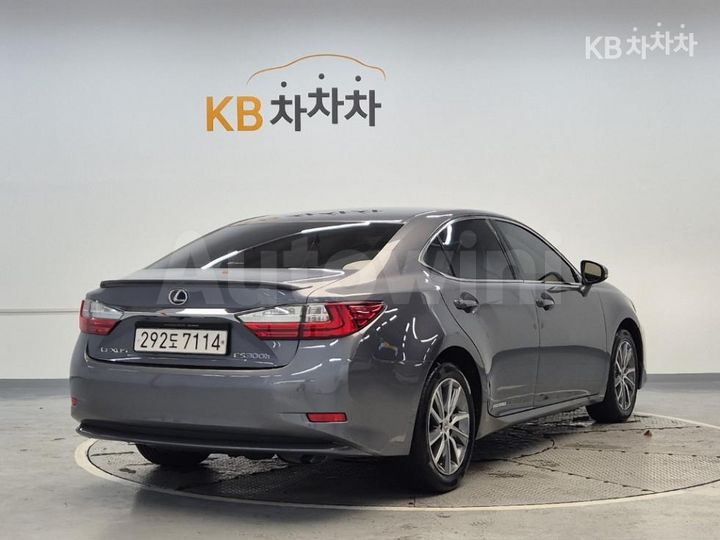 Lexus ES 2017 JTHBW1GGXH2159414 — 3