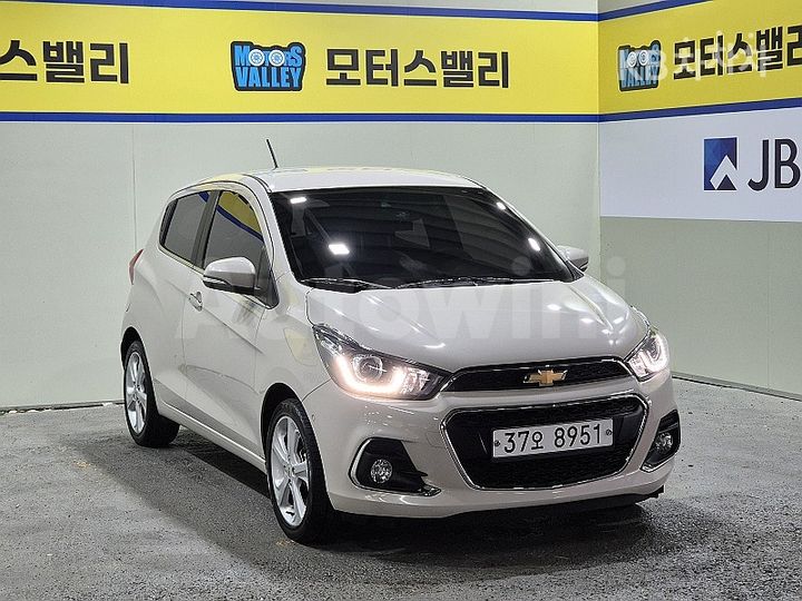 Chevrolet Spark 2018 KLYDC487DJC027793 — 2