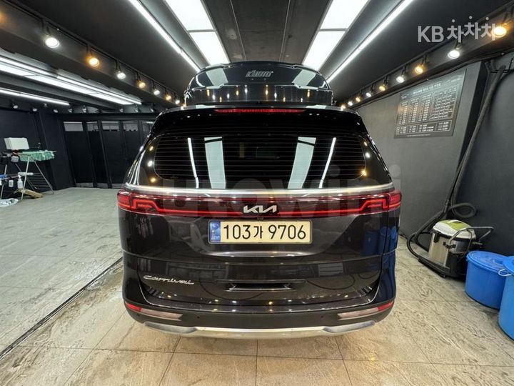 Kia Carnival 2021 KNANE81BBMS052240 — 5