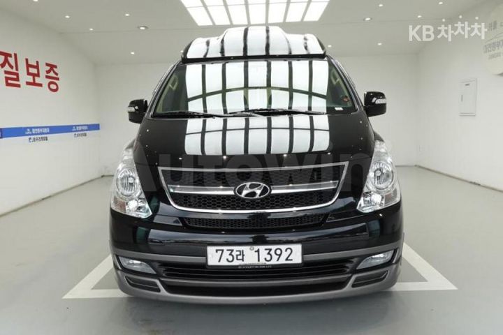 Hyundai Starex 2015 KMJWA37KBFU652576 — 2