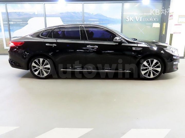 Kia K5 2016 KNAGU411BGA001291 — 3