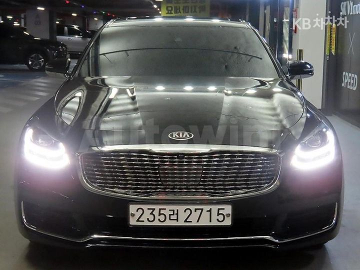 Kia K9 2021 KNAS2418DMS032908 — 2