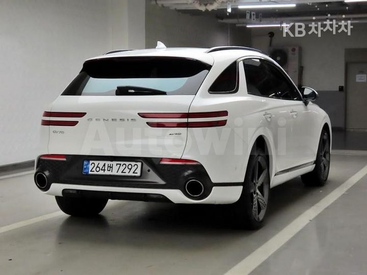 Genesis GV70 2021 — 4