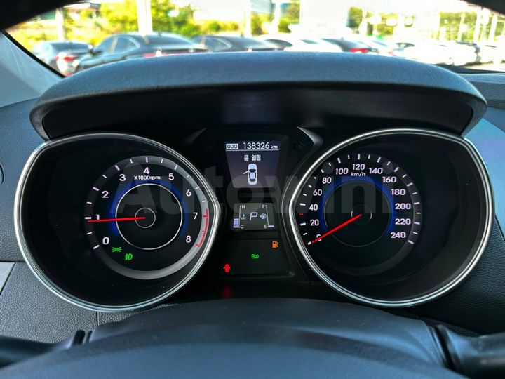 Hyundai Avante 2014 — 5
