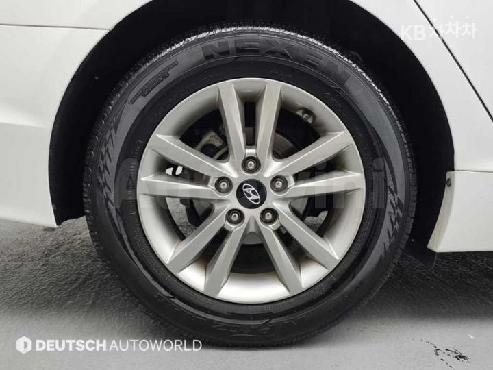 Hyundai Sonata 2016 KMHE341DBGA226265 — 5
