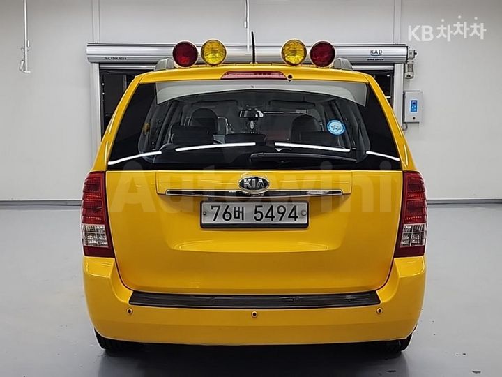 Kia Carnival 2013 KNHMD376BDS523329 — 3