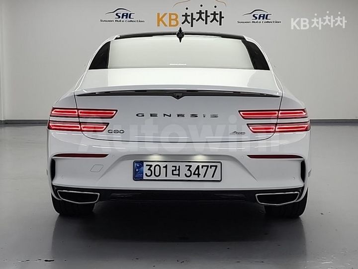 Genesis G80 2022 KMTGF41DDNU114387 — 3