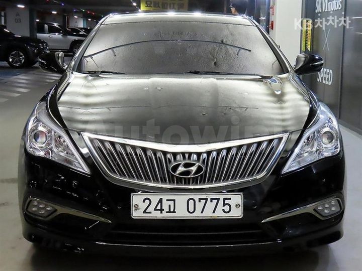 Hyundai Grandeur 2016 KMHFF41CBGA560630 — 2