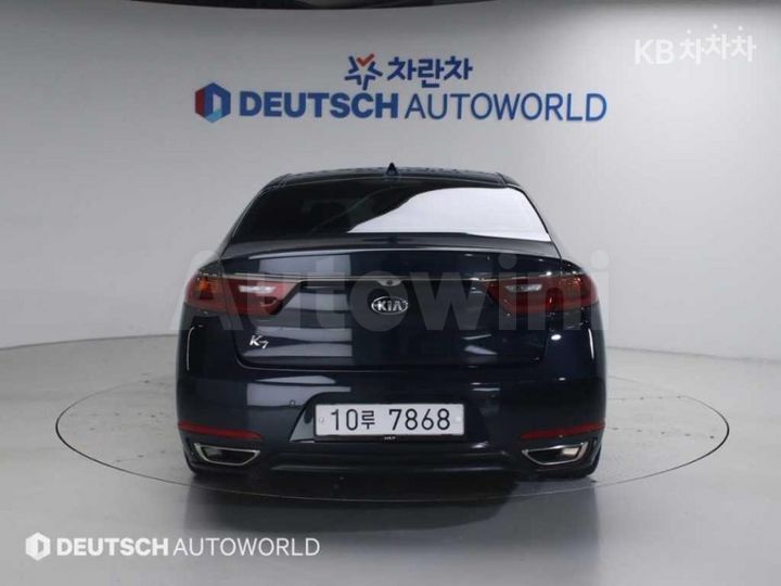 Kia K7 2018 KNALB415BJA144296 — 4