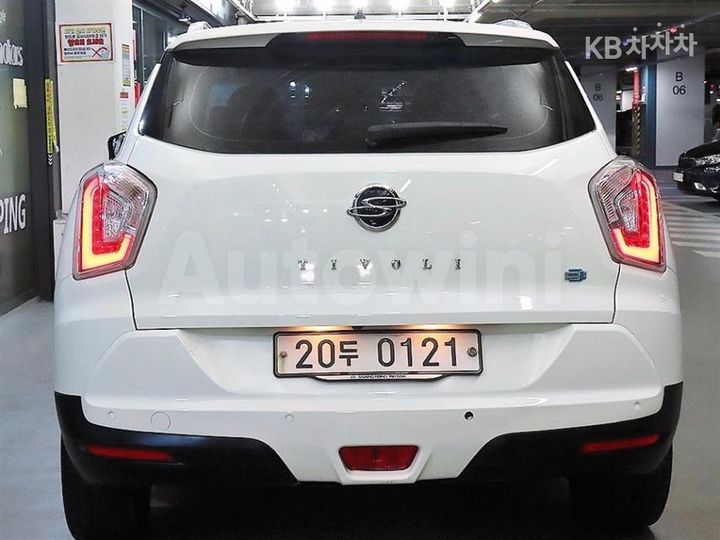KGM (Ssangyong) Tivoli 2016 KPBXH3AP1GP035160 — 5