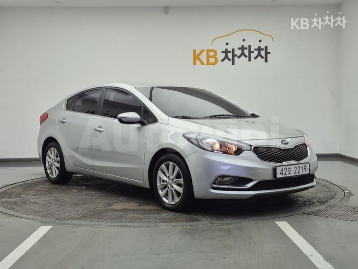 Kia K3 2013 KNAFK412BDA841534 — 2