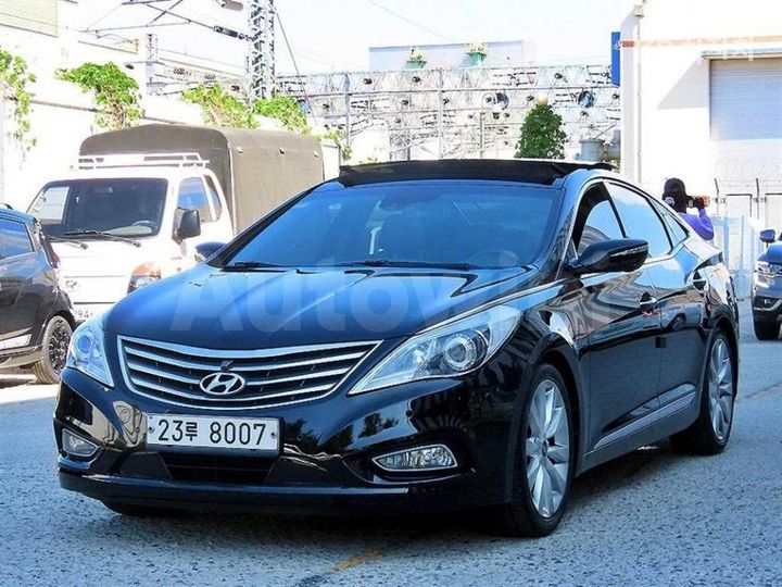Hyundai Grandeur 2012 KMHFK41GBCA161761 — 2