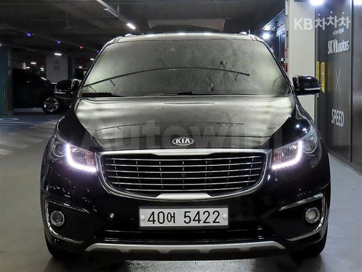 Kia Carnival 2015 — 2