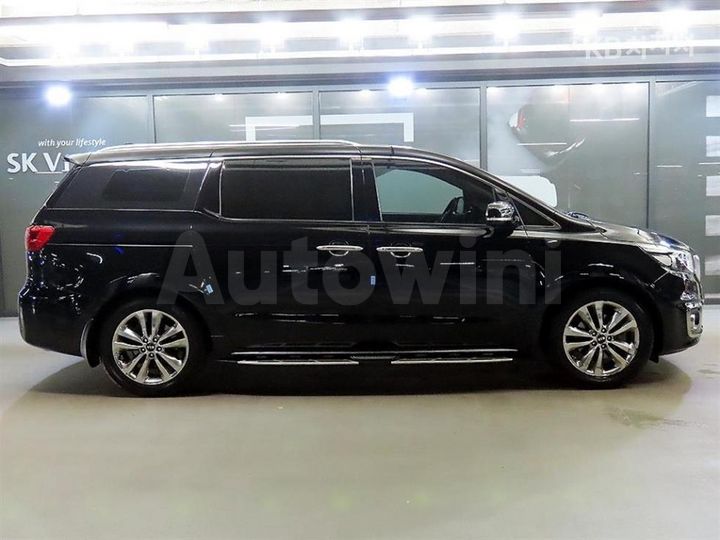 Kia Carnival 2015 — 3