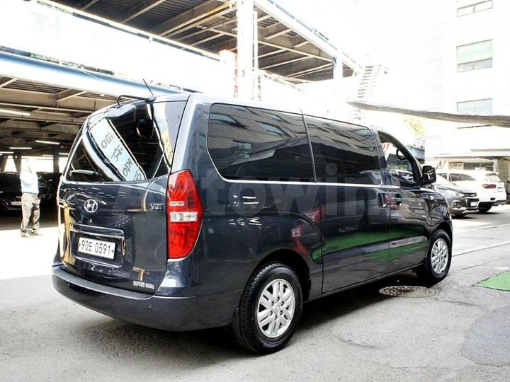 Hyundai Starex 2019 — 4