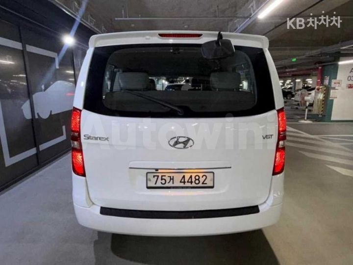 Hyundai Starex 2016 — 5