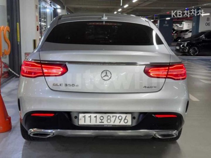 Mercedes Benz GLE Class 2017 — 5