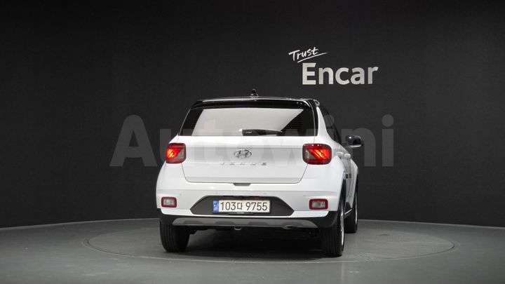 Hyundai Venue 2022 — 4