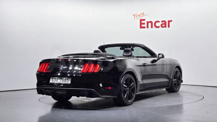 Ford Mustang 2017 — 2