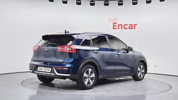 Kia Niro 2018 — 2