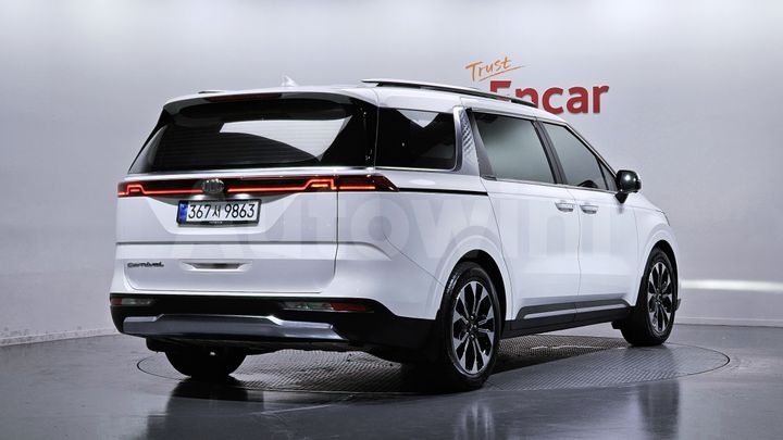 Kia Carnival 2021 — 2