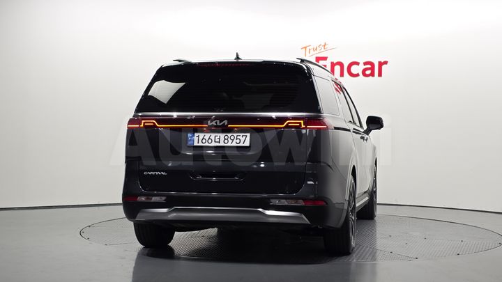 Kia Carnival 2023 — 4