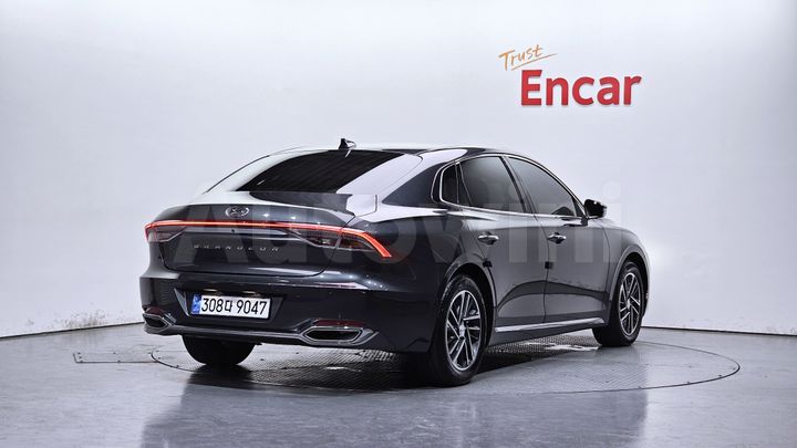 Hyundai Grandeur 2022 — 2