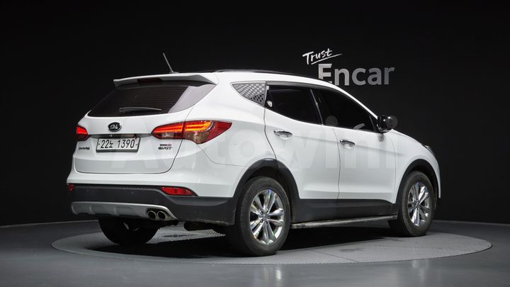 Hyundai SantaFe 2013 — 2