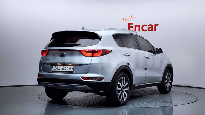 Kia Sportage 2018 — 2