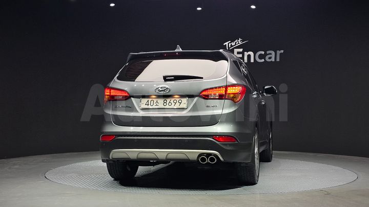 Hyundai SantaFe 2015 — 4
