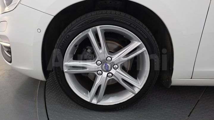Volvo S60 2018 — 5