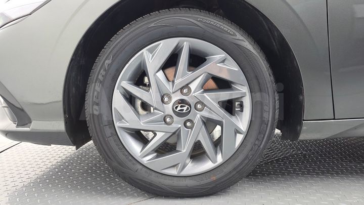 Hyundai Avante 2025 — 5